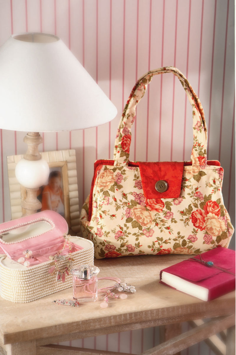 Borsa fiorita - schema cucito creativo